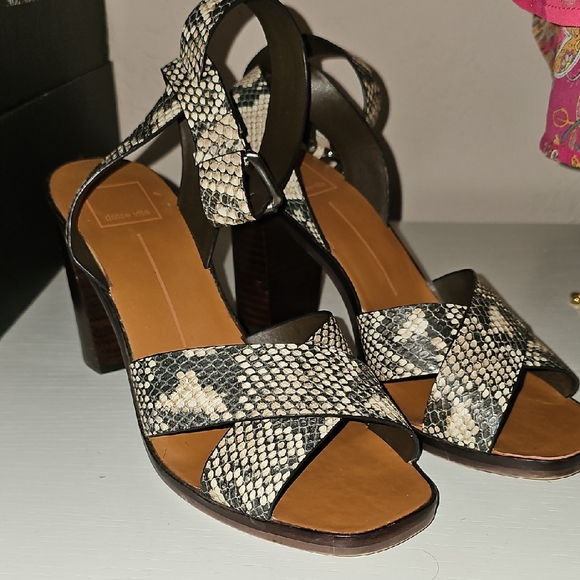 Dolce Vita Black and Cream Sandals with Chunky Heel - Picture 1 of 9